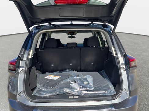 New 2026 Nissan Rogue SV w/ Cold Weather Package FWD image 12