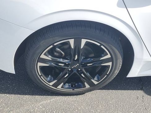 Used 2024 Kia K5 GT-Line AWD/4WD image 5