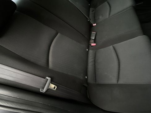 Used 2014 MAZDA MAZDA3 i Sport image 23