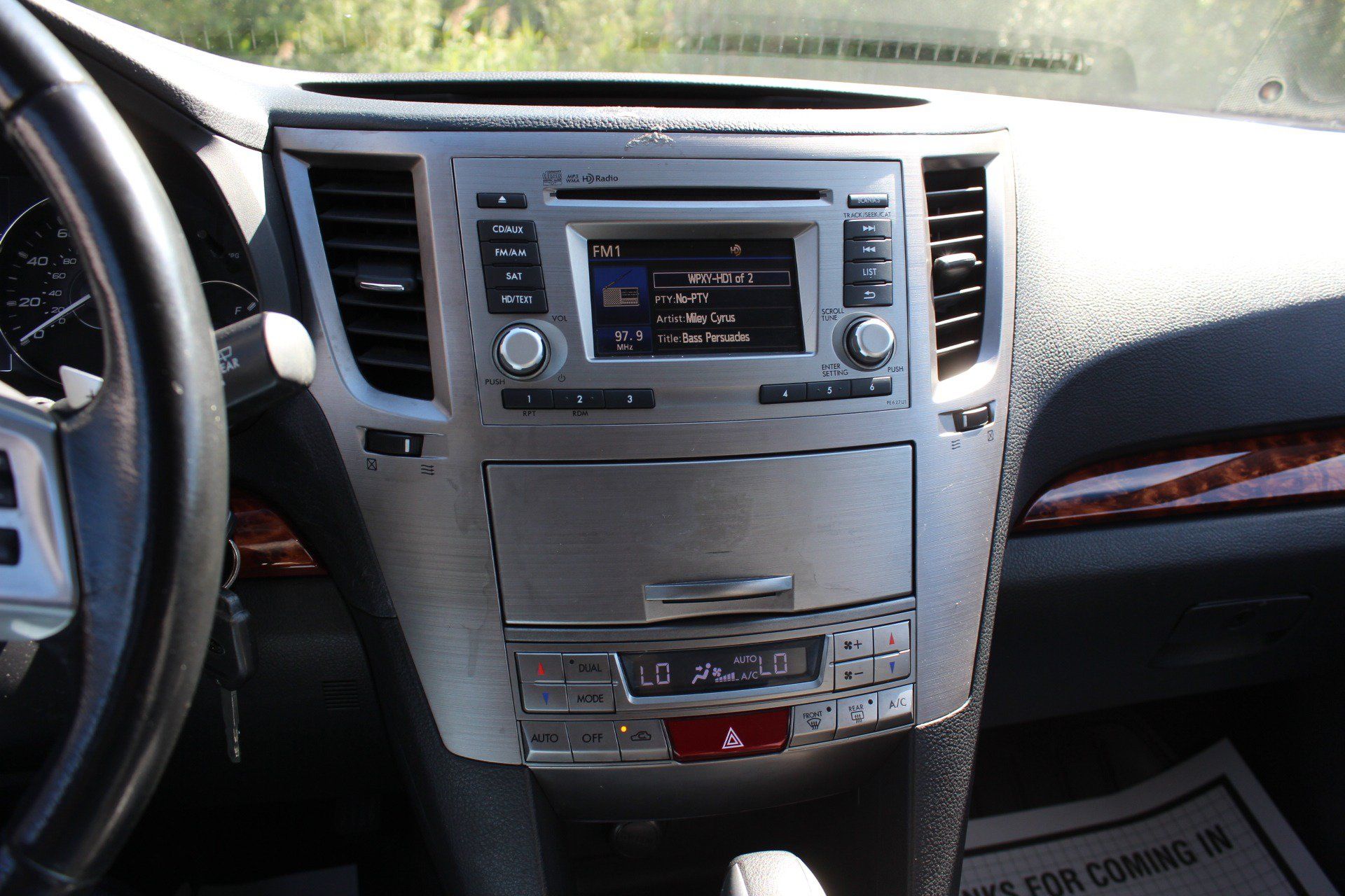 Used 2012 Subaru Outback 2.5i Limited w/ Moonroof Pkg AWD/4WD image 25