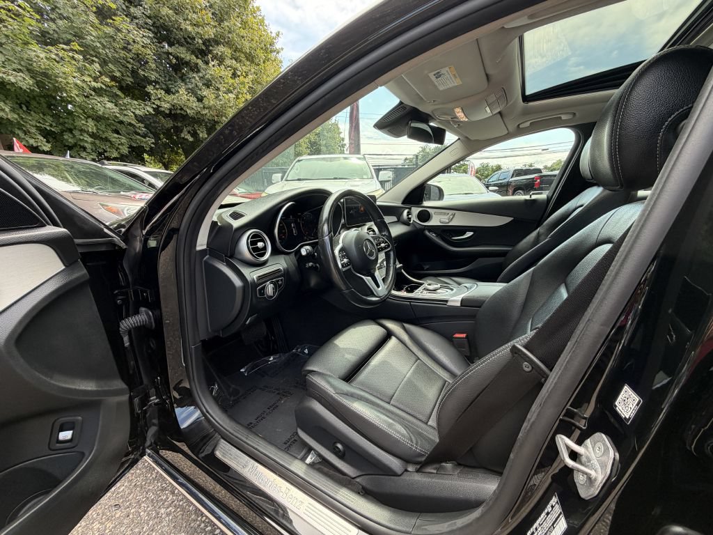 Used 2021 Mercedes-Benz C 300 4MATIC Sedan image 12