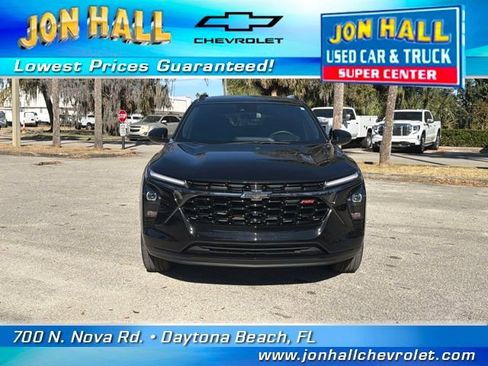 Used 2025 Chevrolet Trax RS w/ Sunroof Package image 13