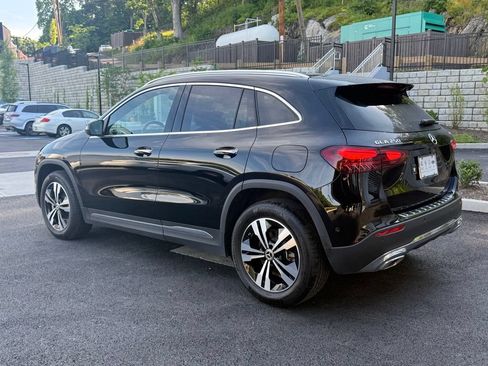 Used 2026 Mercedes-Benz GLA 250 4MATIC image 6