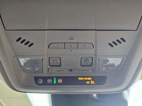 Certified 2022 Cadillac XT4 Premium Luxury w/ Technology Package image 34