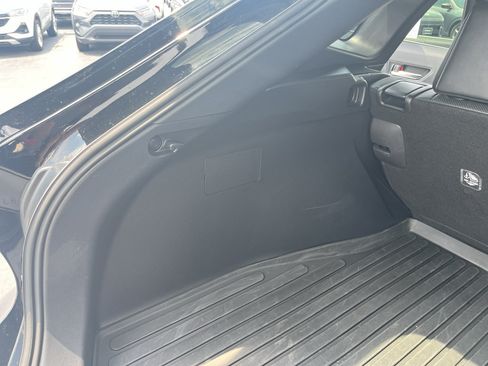 Used 2021 Toyota Venza XLE w/ Softex Package AWD/4WD image 38