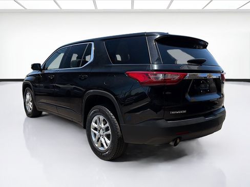 Used 2020 Chevrolet Traverse LS FWD image 6