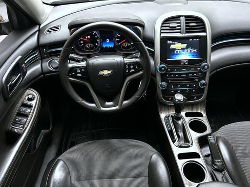 Used 2015 Chevrolet Malibu LT w/ Power Convenience Package image 14