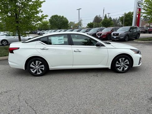 New 2025 Nissan Altima 2.5 S image 4