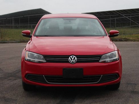 Used 2014 Volkswagen Jetta SE image 8