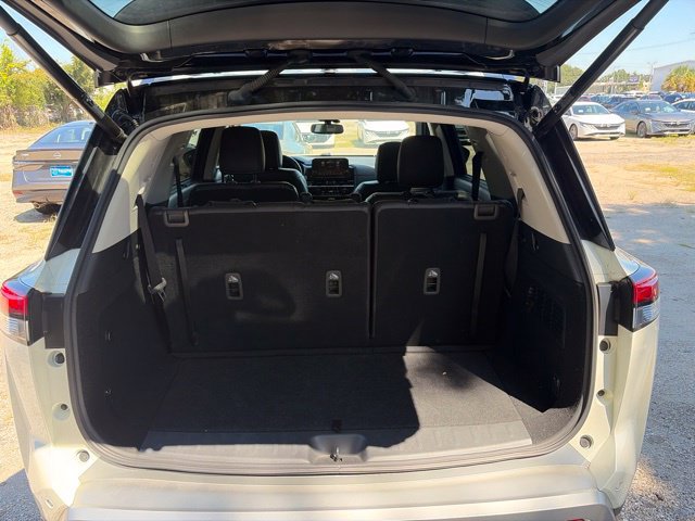 Used 2022 Nissan Pathfinder SL w/ SL Premium Package FWD image 21