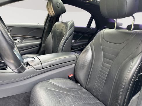 Used 2020 Mercedes-Benz S 560 Sedan image 13