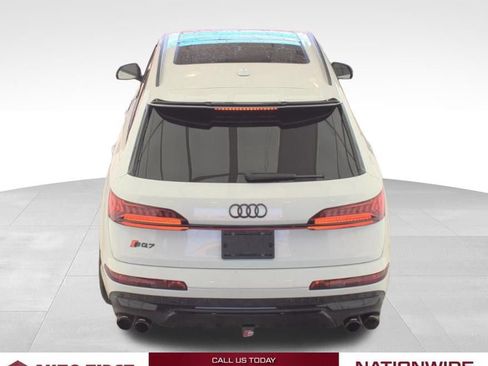 Used 2021 Audi SQ7 Premium Plus w/ Driver Assistance Package image 4