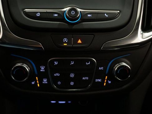 Certified 2024 Chevrolet Equinox LT w/ LPO, Floor Liner Package image 15