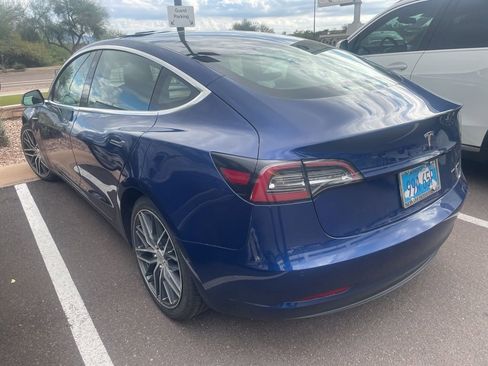 Used 2020 Tesla Model 3 Long Range image 2