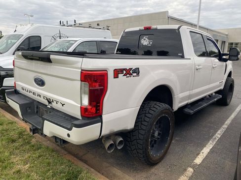 Used 2019 Ford F250 Lariat w/ Lariat Ultimate Package AWD/4WD image 7