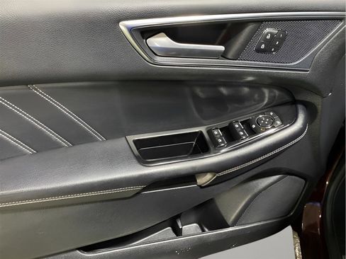 Used 2018 Ford Edge Sport w/ Technology Package image 9