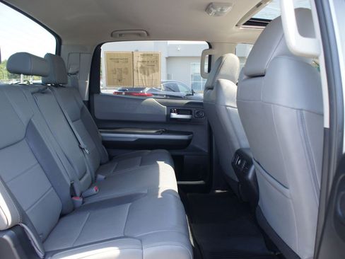 Used 2019 Toyota Tundra Limited w/ Limited Premium Package AWD/4WD image 23