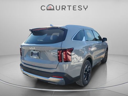 New 2026 Kia Sorento S FWD image 4