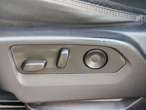 Used 2023 GMC Sierra 1500 AT4 w/ Technology Package image 52