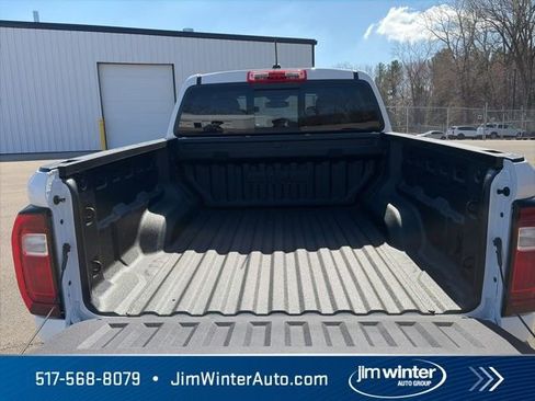 New 2026 GMC Canyon Elevation w/ Convenience Package image 12