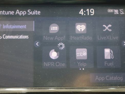 Used 2019 Toyota Camry LE FWD image 35