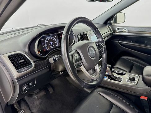 Used 2022 Jeep Grand Cherokee Limited w/ Technology Group AWD/4WD image 10