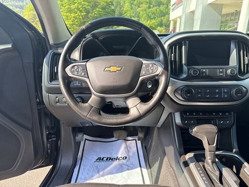 Used 2021 Chevrolet Colorado ZR2 w/ ZR2 Midnight Special Edition AWD/4WD image 15