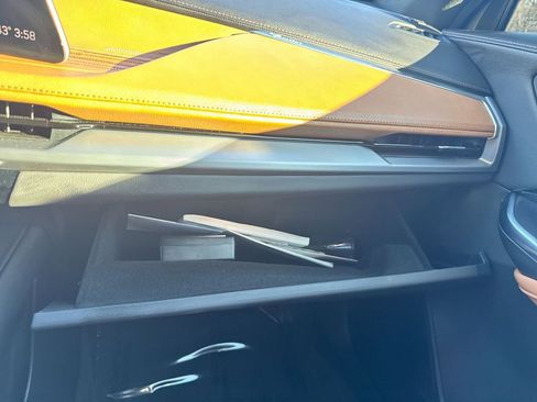 Used 2025 Cadillac XT4 Sport image 34