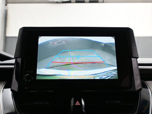 Used 2025 Toyota Corolla LE FWD image 20