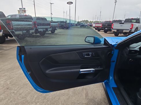 Used 2024 Ford Mustang GT RWD image 14