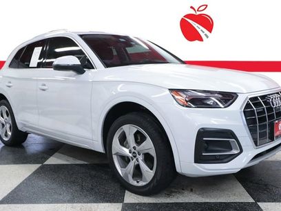 Used 2021 Audi Q5 Premium Plus w/ Premium Plus Package