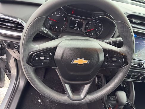 Used 2023 Chevrolet TrailBlazer LT w/ Convenience Package image 15