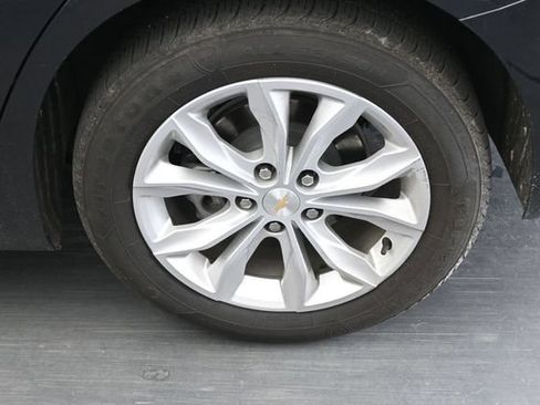 Used 2023 Chevrolet Malibu LT FWD image 13