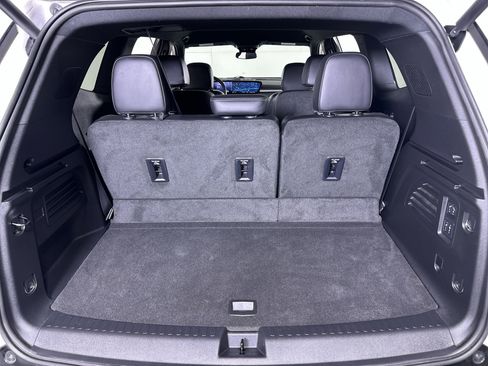 Used 2025 Buick Enclave Sport Touring w/ Power Package image 63