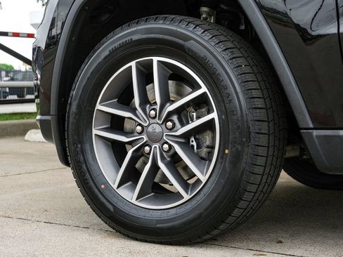 Used 2022 Jeep Grand Cherokee Limited w/ Tech Group image 65