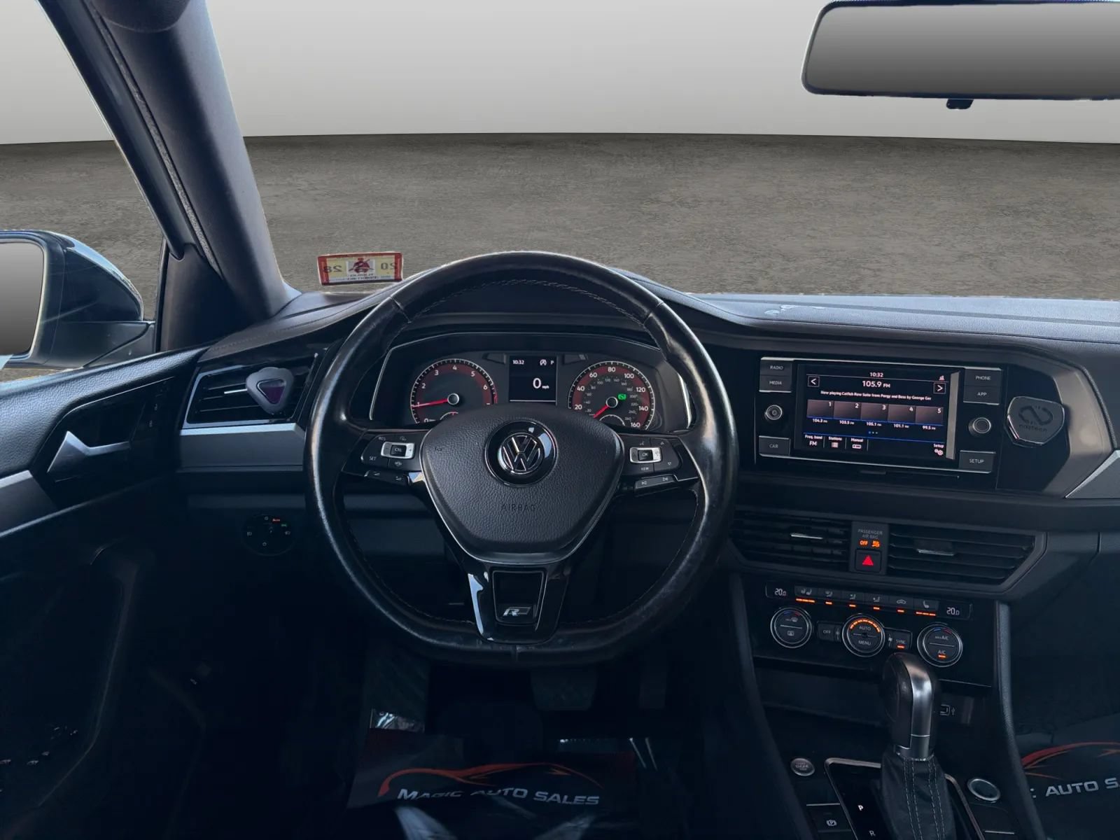 Used 2019 Volkswagen Jetta R-Line w/ R-Line Cold Weather Package FWD image 28