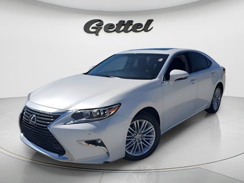 Used 2016 Lexus ES 350 w/ Premium Package w/Wood Trim image 1