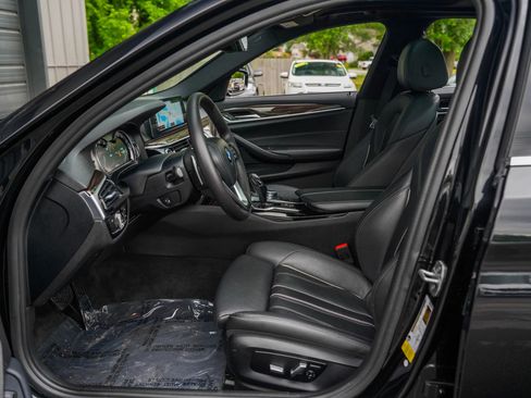 Used 2018 BMW 540i RWD image 11
