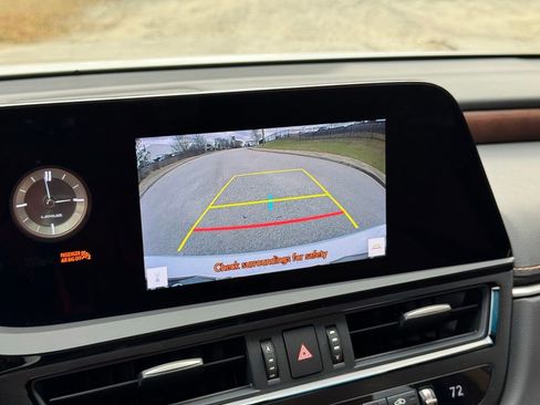 Certified 2024 Lexus ES 350 w/ Premium Package image 35