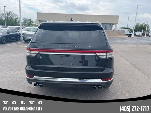 Used 2020 Lincoln Aviator Reserve w/ Equipment Group 202A image 6