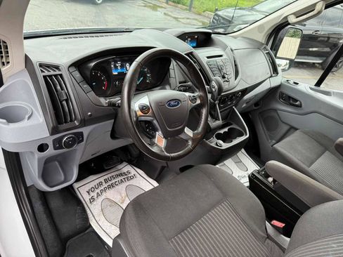 Used 2019 Ford Transit 250 130 Low Roof RWD image 39