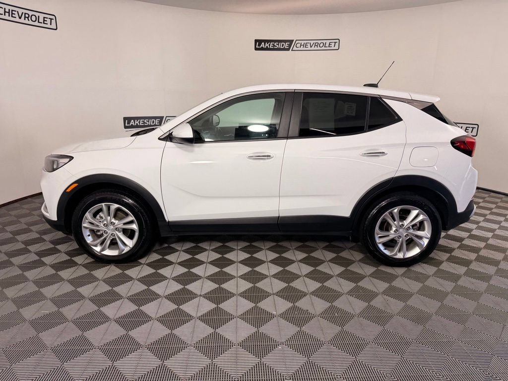 Used 2023 Buick Encore GX Preferred w/ Cold Weather Comfort Package AWD/4WD image 3