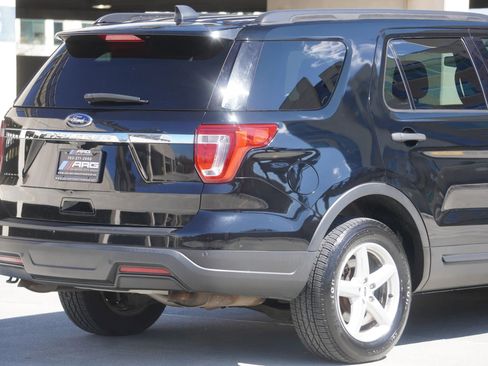 Used 2018 Ford Explorer 4WD image 6
