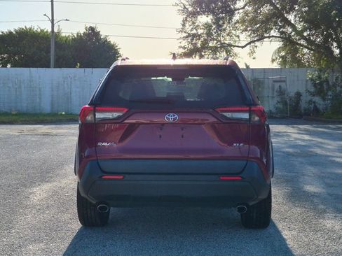 Used 2023 Toyota RAV4 XLE Premium FWD image 6