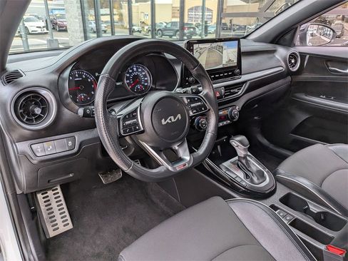 Used 2023 Kia Forte GT-Line w/ GT-Line Premium Package image 13