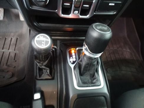 Certified 2023 Jeep Wrangler Unlimited Sport AWD/4WD image 10