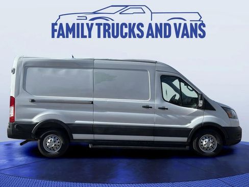 Used 2023 Ford Transit 250 Medium Roof AWD image 6