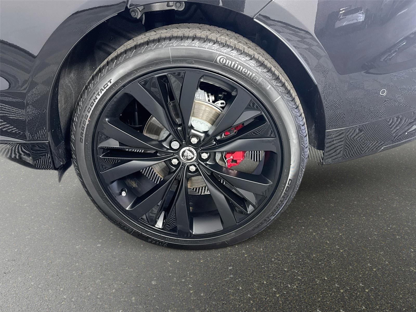 New 2026 Jaguar F-PACE R-Dynamic S AWD/4WD image 33
