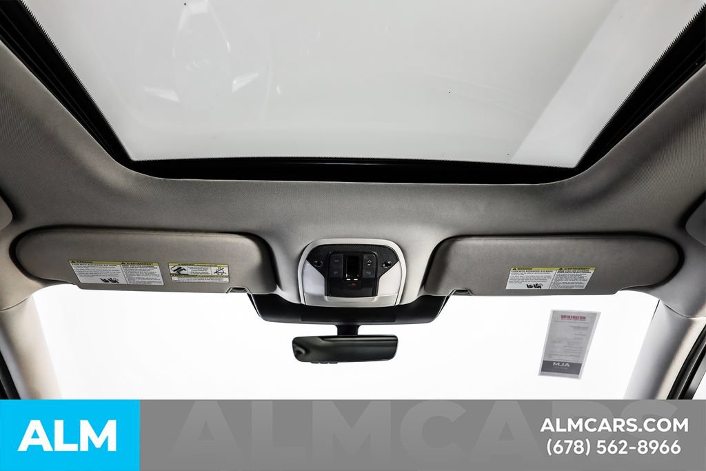 Used 2024 INFINITI QX60 Luxe AWD/4WD image 32