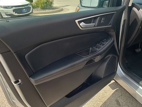 Used 2022 Ford Edge SEL w/ Convenience Package AWD/4WD image 12
